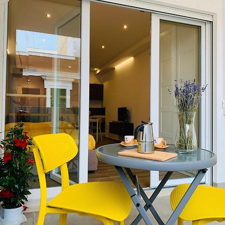 Apartamento Domus13-With Private Parking Bari Exterior foto