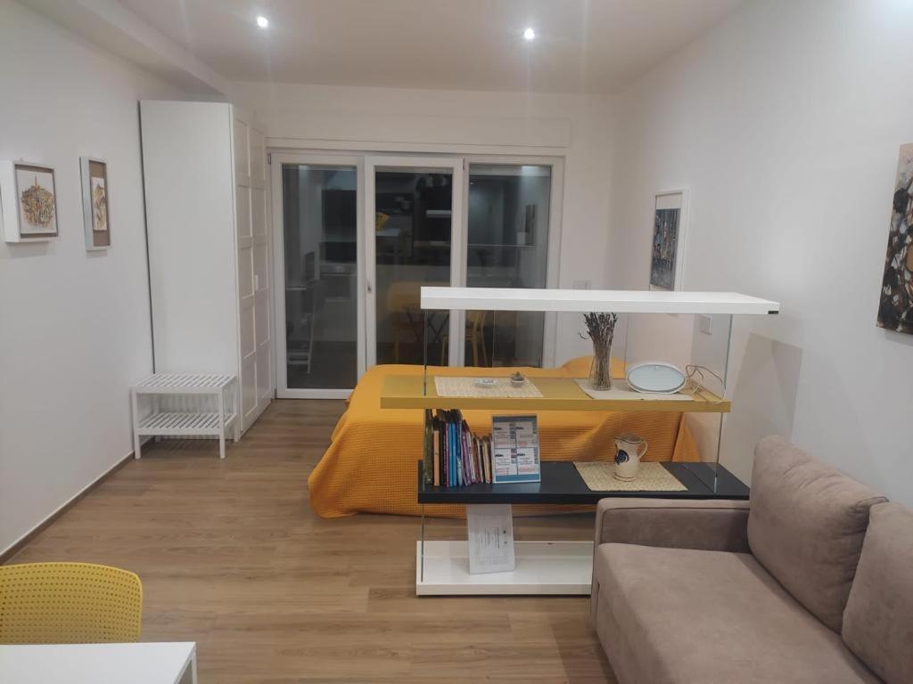 Apartamento Domus13-With Private Parking Bari Exterior foto