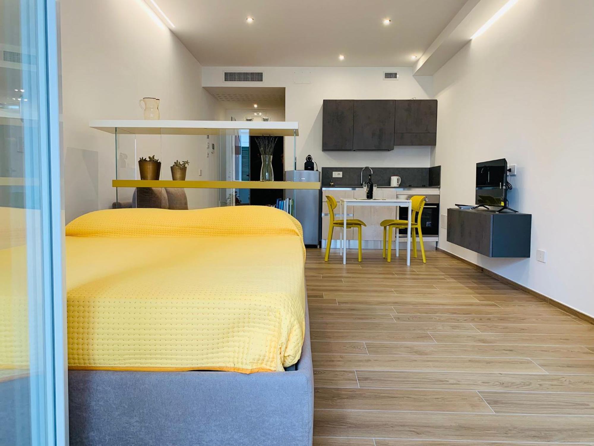 Apartamento Domus13-With Private Parking Bari Exterior foto