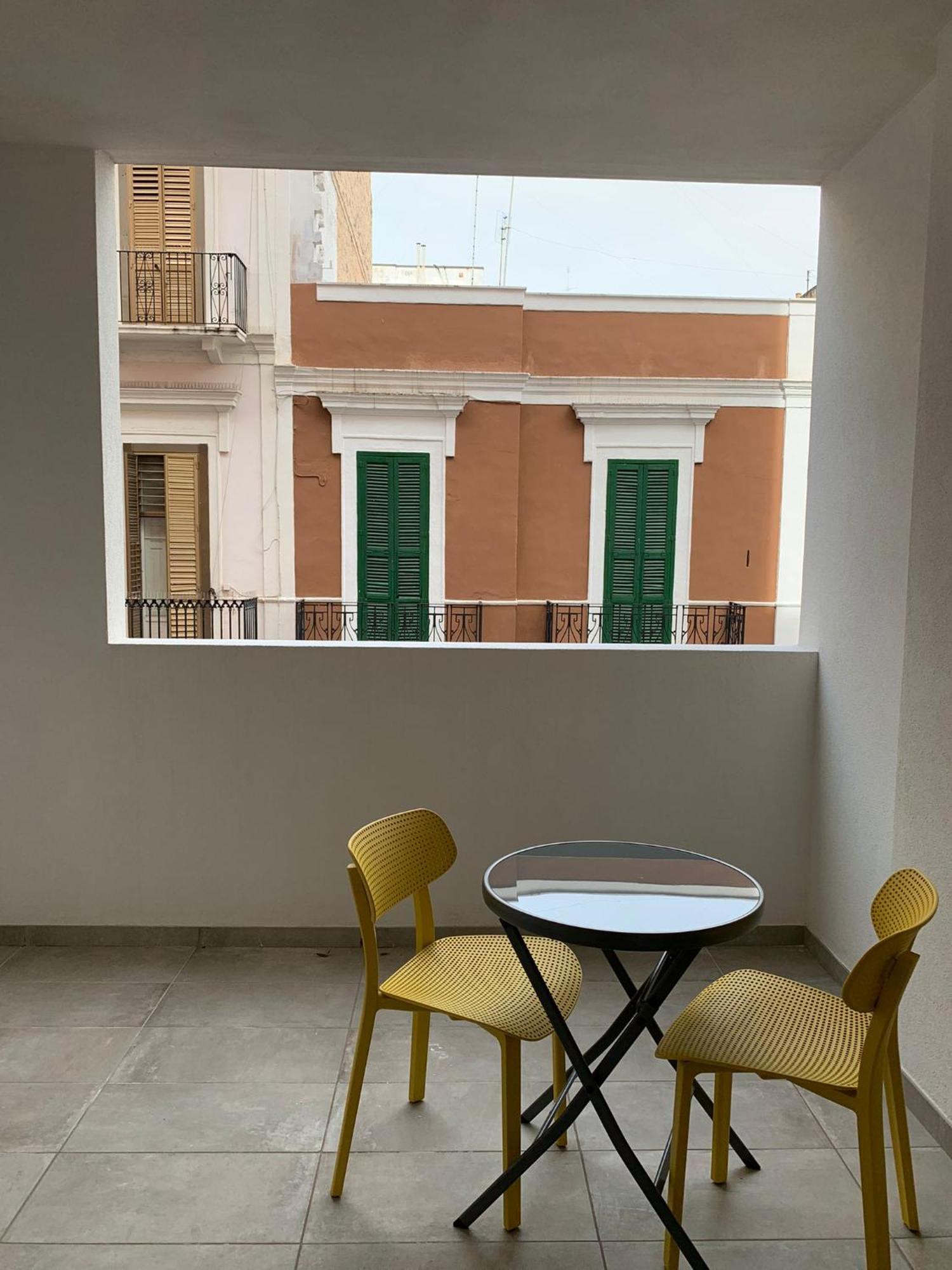 Apartamento Domus13-With Private Parking Bari Exterior foto