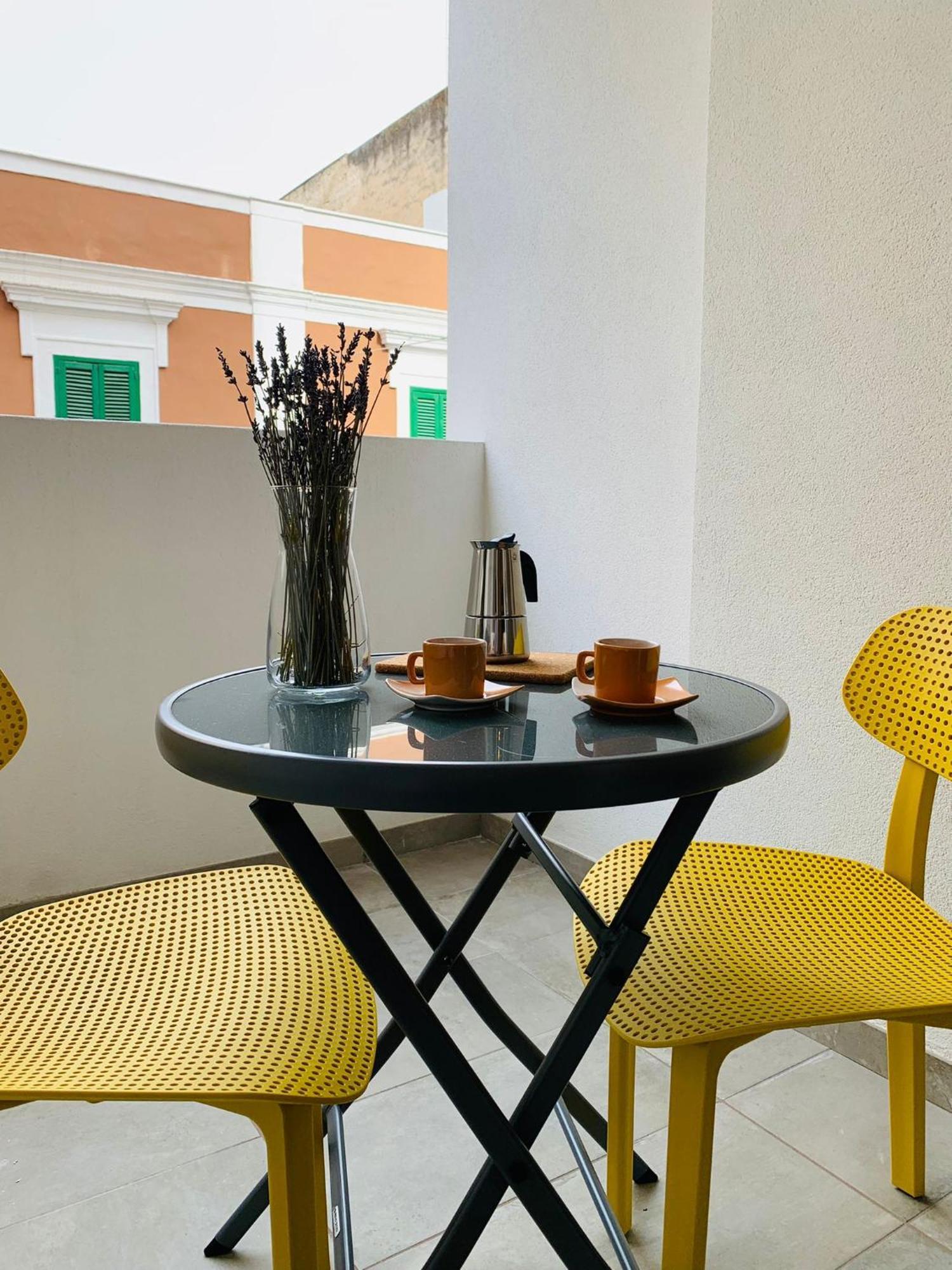 Apartamento Domus13-With Private Parking Bari Exterior foto
